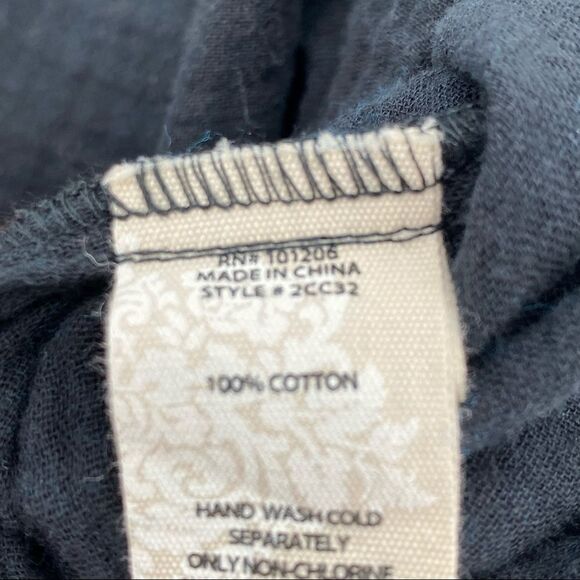 Soft Surroundings key Biscayne black gauzy collared tunic size medium - Picture 6 of 7